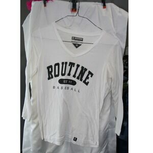 Routine Baseball Womens White Graphic V-Neck Long Sleeve T-Shirt Size M USA Made